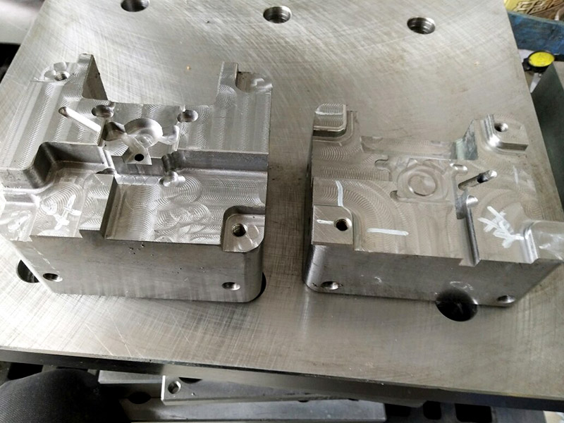 深孔鉆師傅多少錢一個月?